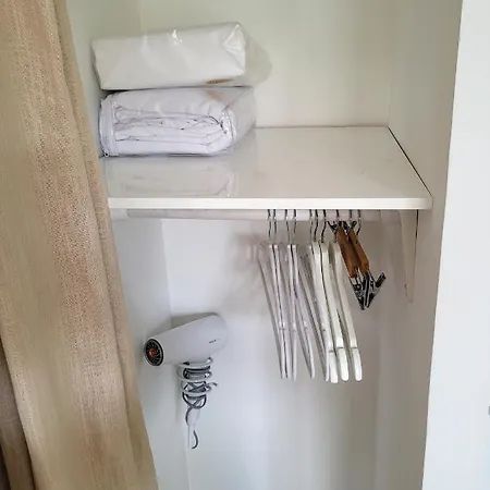 Climatisée Lit Double Dans - Proche Centre Tramway