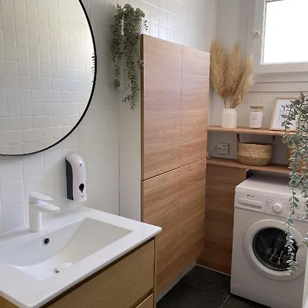 Climatisée Lit Double Dans - Proche Centre Tramway Pensión Montpellier